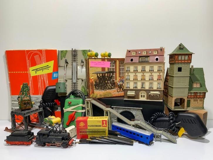 25-04 Partij items voor loop- sloop of onderdelen *H0*, Hobby en Vrije tijd, Modeltreinen | H0, Gebruikt, Overige typen, Gelijkstroom