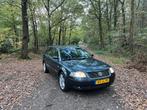 Volkswagen Passat 1.8 Variant 110KW 2002 Blauw, Voorwielaandrijving, Stof, 74 €/maand, Zwart