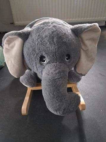 Wip Olifant - Schommelplezier voor de Kleintjes! beschikbaar voor biedingen