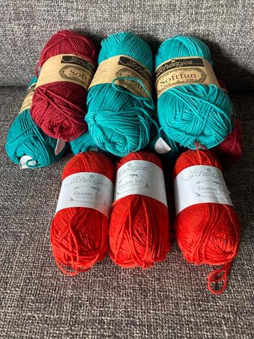 Pakketje van 7 Bollen Scheepjes Softfun en 3 Bamboo Soft beschikbaar voor biedingen