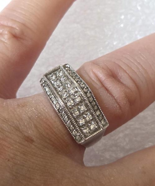 Maat 17,75- Prachtige zilveren (925) ring vol met ZIRKONIA'S, Sieraden, Tassen en Uiterlijk, Ringen, Zo goed als nieuw, Dame, 17 tot 18