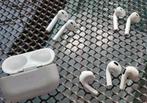 Apple Airpod oortjes en case 1e gen en 3e gen, Ophalen of Verzenden, Zo goed als nieuw, Overige materialen