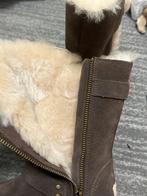 Bruine UGG Laarzen 33/34, Ophalen of Verzenden, Zo goed als nieuw, Bruin, Hoge laarzen