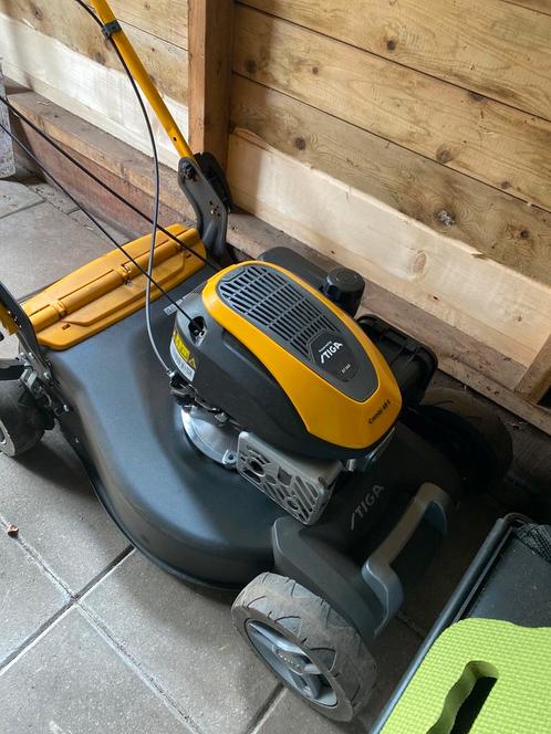 Stiga Combi Mulch motormaaier 2024 - ALS NIEUW, Tuin en Terras, Grasmaaiers, Zo goed als nieuw, Cirkelmaaier, Ophalen