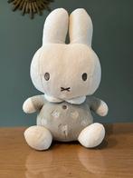 Leuke Nijntje knuffel 27cm, Ophalen of Verzenden, Zo goed als nieuw, Konijn