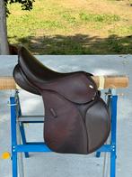 Kentaur Priamos II 16.5 inch springzadel, Dieren en Toebehoren, Ophalen, Zo goed als nieuw, Springen