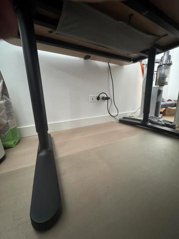 Mooi zwart bureau 120x80 moet weg - afbeelding 4