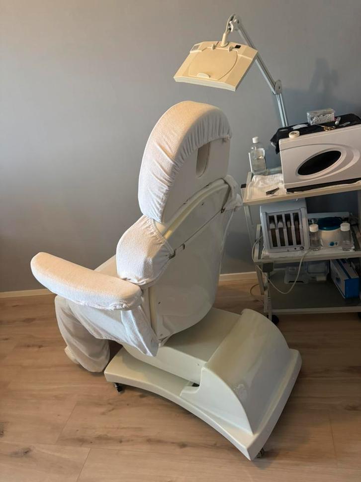 Hele schoonheidssalon inboedel, Vacatures, Vacatures | Uiterlijke verzorging, Overige niveaus, Starter, Overige vormen