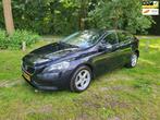 Volvo V40 2.0 T2 Momentum,Navi,Airco,Crause,Park,enz, Auto's, Voorwielaandrijving, Stof, Gebruikt, Euro 6