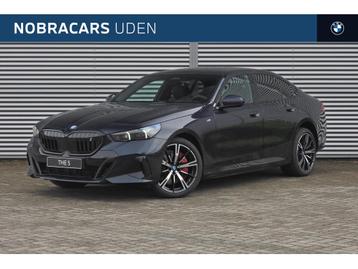 BMW i5 eDrive40 M Sport / Trekhaak / Adaptieve LED / Parking beschikbaar voor biedingen