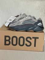 Adidas Yeezy Boost 700 V2 Tephra maat 36 2/3, Ophalen of Verzenden, Nieuw, Sneakers of Gympen