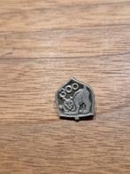 R 089 Vintage Dierentuin Speldje uit USSR, Verzamelen, Speldjes, Pins en Buttons, Ophalen of Verzenden, Gebruikt, Dier of Natuur