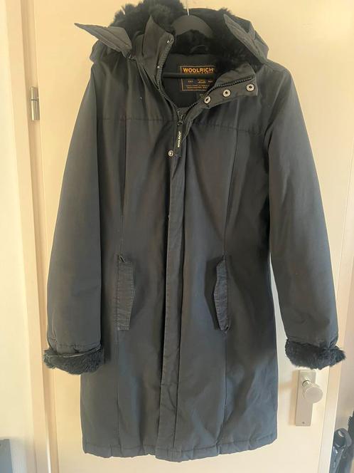 Woolrich winterjas the boulder jacket maat m, Kleding | Dames, Jassen | Winter, Gedragen, Maat 38/40 (M), Blauw, Ophalen of Verzenden