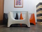 Astarte tafel space age design jaren 60 70 Italy retro wit, Huis en Inrichting, Tafels | Bijzettafels, Kunststof, Gebruikt, Space age italiaans design jaren 70 retro 1970s