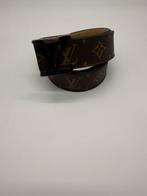 LV Riem louis vuitton riem Unisex, Kleding | Dames, Riemen en Ceinturen, Echt leder, Louis Vuitton, Ophalen of Verzenden, Gedragen