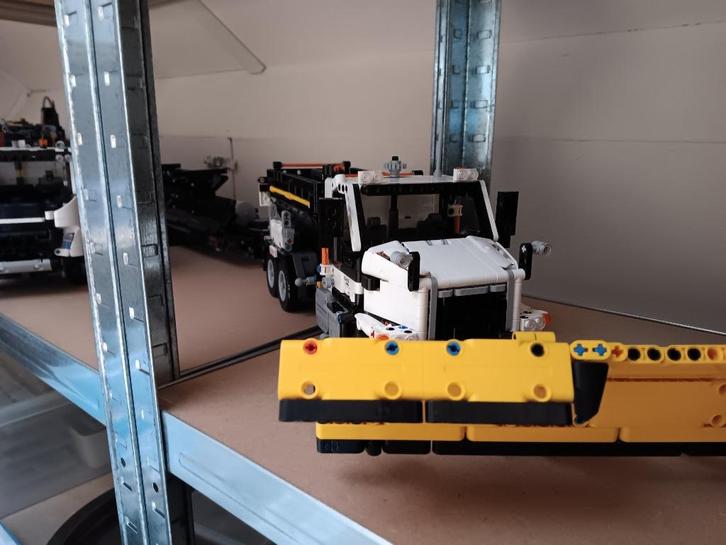 lego technic volvo MOC, Kinderen en Baby's, Speelgoed | Duplo en Lego, Zo goed als nieuw, Lego, Complete set, Ophalen of Verzenden