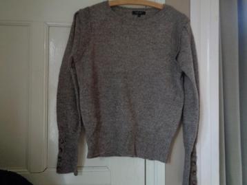 Claudia Strater 50 % wol: 50 % acryl trui:mt 34 beschikbaar voor biedingen