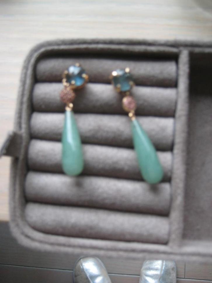 Bron oorbellen, Sieraden, Tassen en Uiterlijk, Oorbellen, Zo goed als nieuw, Hangers, Goud, Goud, Met edelsteen, Ophalen of Verzenden