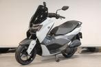 Yamaha NMAX 125 TECH MAX (bj 2025), Motoren, Motoren | Yamaha, Scooter, Bedrijf, 11 kW of minder