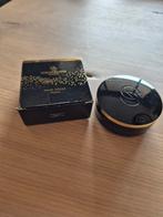Oriflame Giordani gold poeder in parels, Ophalen of Verzenden, Zo goed als nieuw, Gehele gezicht, Make-up