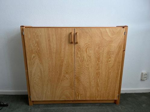 Lundia (cd) kast / opbergkast, Huis en Inrichting, Kasten | Stellingkasten, Gebruikt, Ophalen