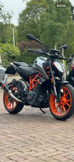 KTM Duke 390 akrapovic, Motoren, Motoren | KTM, ABS, Particulier, 373 cc, Minimaal motorrijbewijs A2