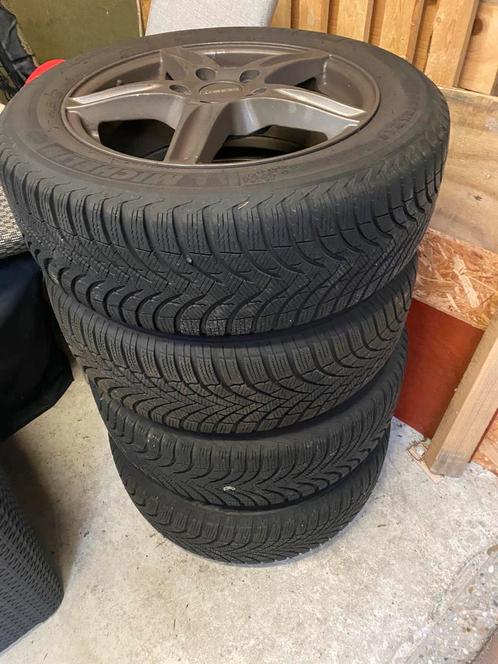 Winterbanden met velg, Auto diversen, Autosport-onderdelen, Zo goed als nieuw, Ophalen