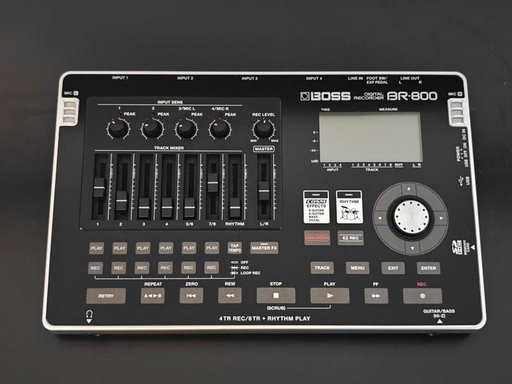 BOSS BR-800 - 8-track digitale recorder, Muziek en Instrumenten, Mengpanelen, Zo goed als nieuw, Microfooningang, Ophalen of Verzenden