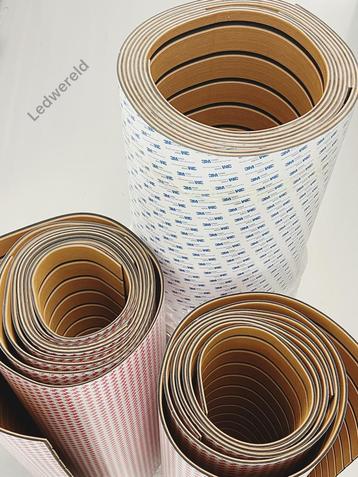 Bootvloeren , Eva foam teak, zelfklevend 230x90x0,6 cm beschikbaar voor biedingen
