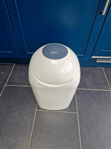 Tommee Tippee sangenic luieremmer wit beschikbaar voor biedingen