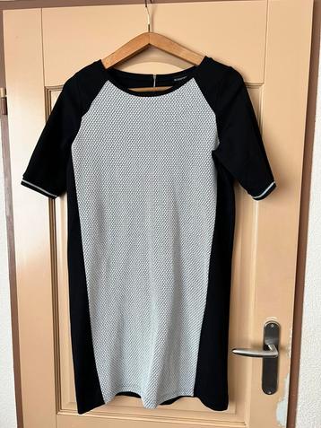 Mooie jurk van Witteveen maat l zgan beschikbaar voor biedingen