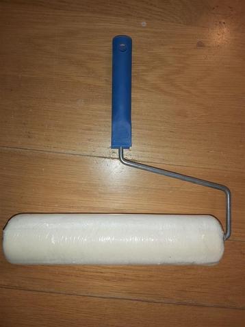 Mohair roller 24cm compleet beschikbaar voor biedingen