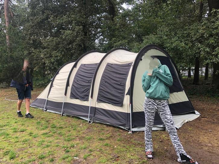 Grote 4 persoons tunneltent katoen, Caravans en Kamperen, Tenten, Gebruikt, Ophalen