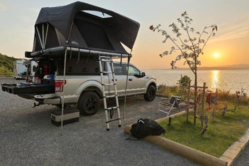 complete kampeer uitrusting voor Ford F150 bj 2015 tm 2020, Caravans en Kamperen, Overige Caravans en Kamperen, Zo goed als nieuw