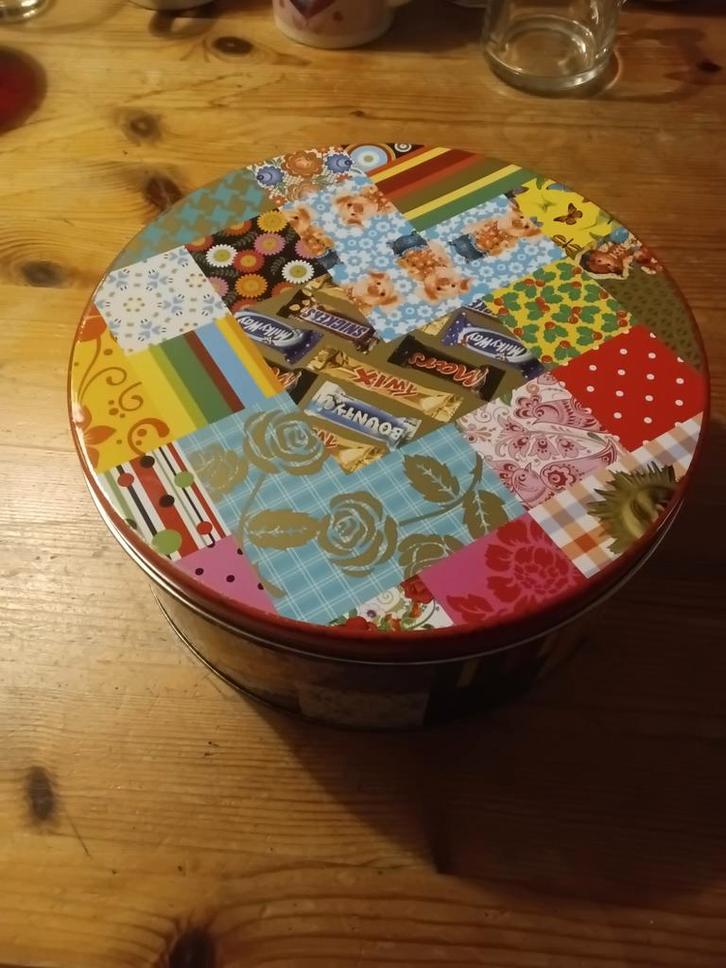 Groot Bewaarblik / Koekjestrommel, Verzamelen, Blikken, Zo goed als nieuw, Koek(jes), Ophalen of Verzenden