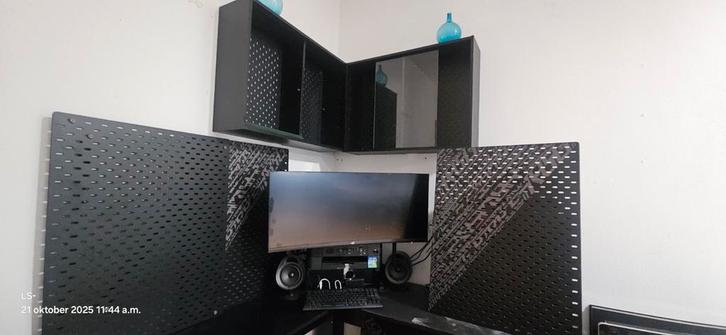 Complete Gaming Meubelset - Hoekbureau + Stoel + wandkastenl, Huis en Inrichting, Kasten | Dressoirs, Gebruikt, 150 tot 200 cm