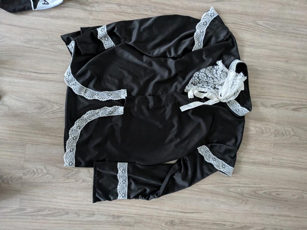 Carnavals Blouse Maat M, Maat 38/40 (M), Carnaval, Ophalen of Verzenden, Kleding