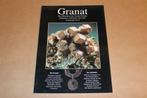 Prachtig boek over het mineraal granaat, Verzamelen, Ophalen of Verzenden, Fossiel