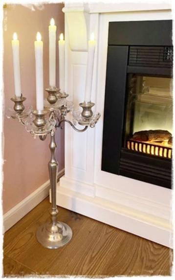 Led dinnerkaars, 24,5 cm. hoog x 2 cm. doorsnee, kleur wit. beschikbaar voor biedingen