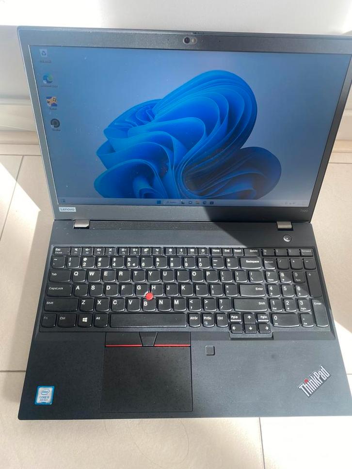 Lenovo T590 16ram 256ssd 8e generatie 15inch Windows 11pro, Computers en Software, Windows Laptops, Zo goed als nieuw, 15 inch