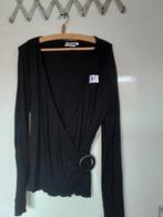 81 Zwart shirtje met gesp van Pescara maat M, Maat 38/40 (M), Zwart, Ophalen of Verzenden, Zo goed als nieuw