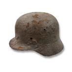 Duitse M35 stahlhelm bodemvondst, N, Ophalen of Verzenden, Duitsland, H