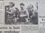 Engels Koningshuis: Prins Charles op cross country (1960), Verzamelen, Koninklijk Huis en Royalty, Ophalen of Verzenden, Gebruikt