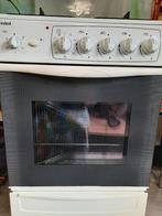 Indesit Gasfornuis met  4 Kookzones, Ophalen, Gebruikt, Grill, 4 kookzones