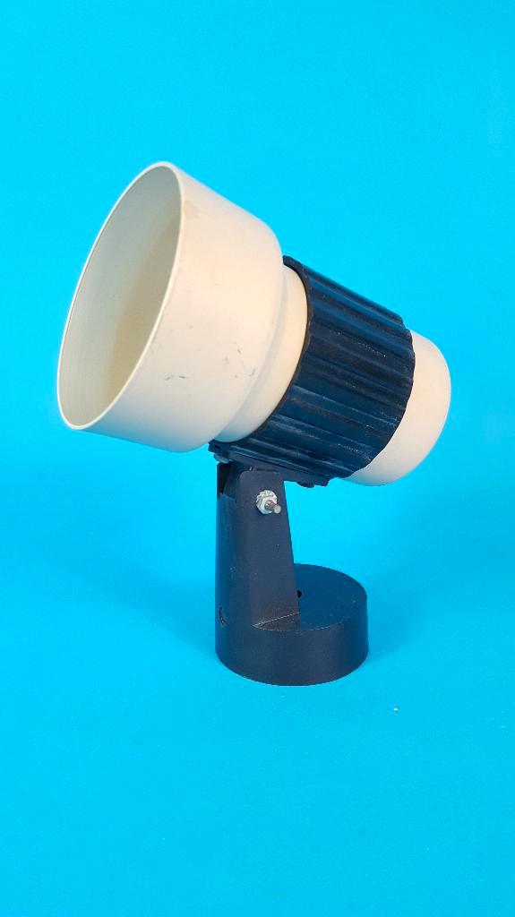 Vintage spot, wandspot of opbouwspot, beige metaal. 7C1, Huis en Inrichting, Lampen | Wandlampen, Gebruikt, Metaal, Ophalen of Verzenden
