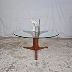 Vintage jaren 60 ronde salontafel teakhout met glas, Deens, Huis en Inrichting, Tafels | Salontafels, Ophalen, Gebruikt, 50 tot 100 cm