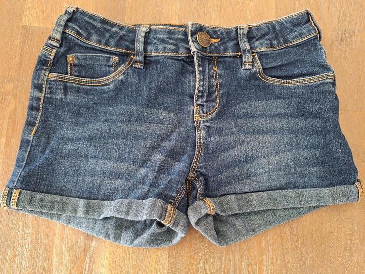 C&A here+there kort spijkerbroekje, maat 140, Kinderen en Baby's, Kinderkleding | Maat 140, Zo goed als nieuw, Meisje, Broek, Ophalen of Verzenden