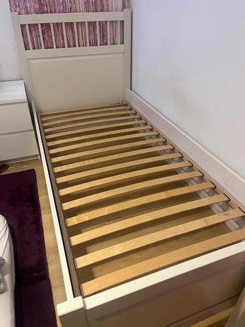 Wit bed IKEA 90x200