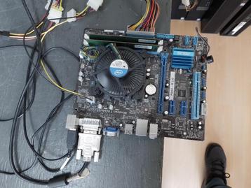 moederbord asus i5 beschikbaar voor biedingen