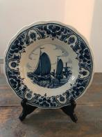DELFT BLAUW BORD KERAMIEK OP STAANDER ZGSTAAT, Ophalen of Verzenden
